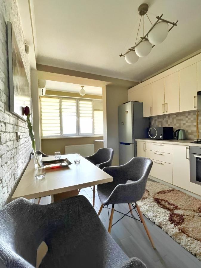 Luxury Central Flat Кишинів Екстер'єр фото